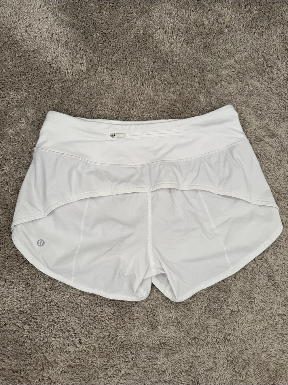 Lululemon Speed Up Shorts High Rise 2.5